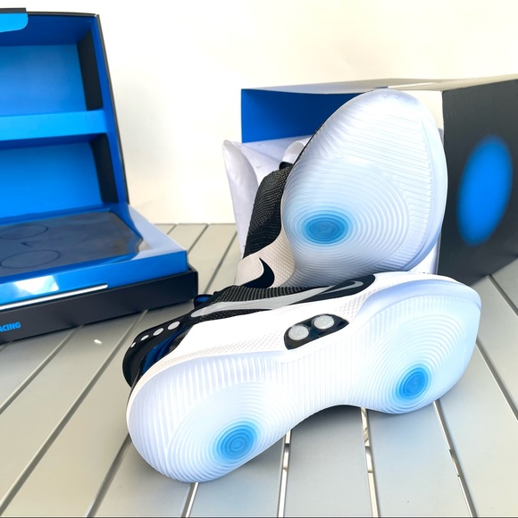 Black Nike Adapts BB - Picture 4 of 10